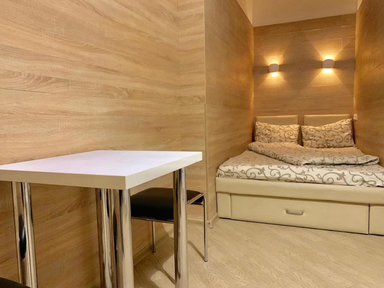 Невелика Smart Квартира В Центрі Для Пари ลวีฟ ภายนอก รูปภาพ